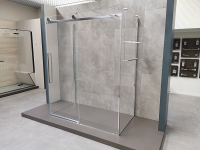 Shower Enclosures: Pivot Door or Sliding Door? Your Guide to the Ideal Choice for Your Bathroom