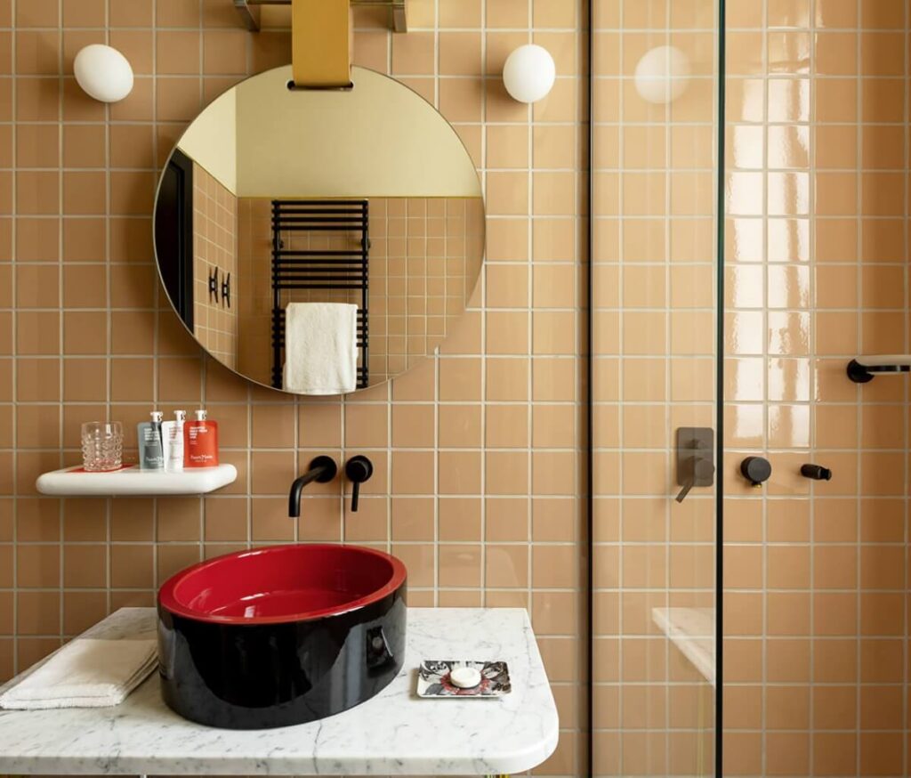 Room Mate Giulia Milan | Patricia Urquiola Design & Cesana Showers
