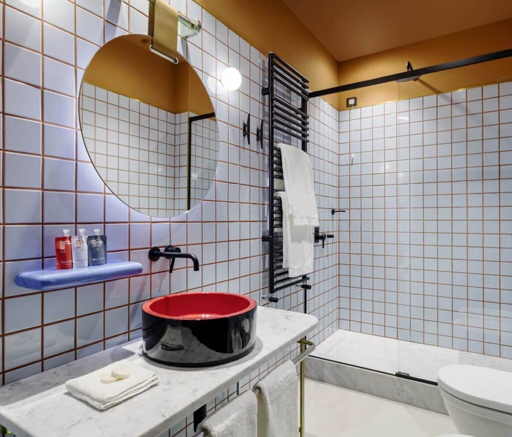 Room Mate Giulia Milan | Patricia Urquiola Design & Cesana Showers